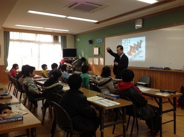 地元小学校にてそろばん特別授業